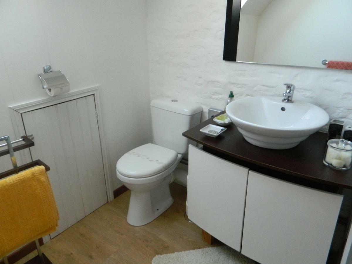 B&B La Seliniere Champ-du-Boult Bagian luar foto