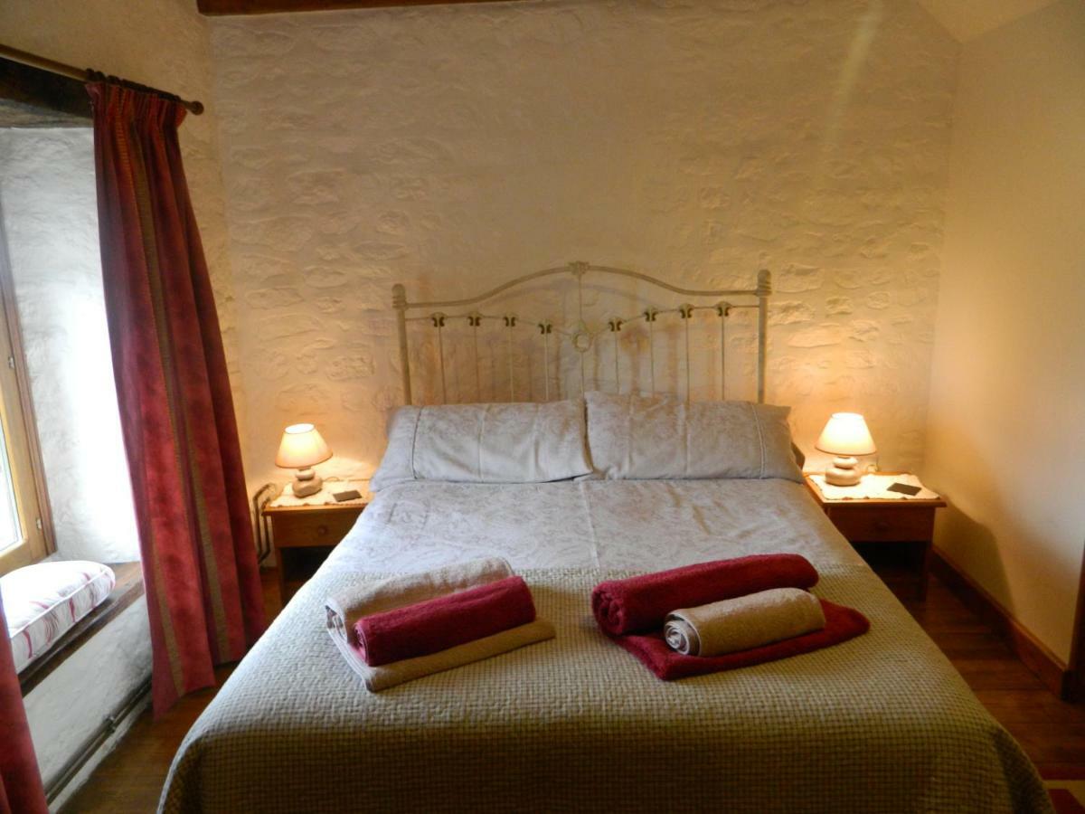 B&B La Seliniere Champ-du-Boult Bagian luar foto