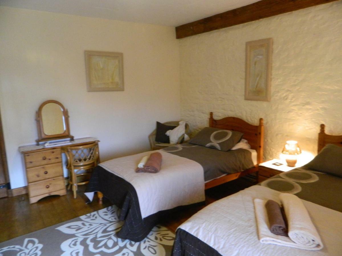 B&B La Seliniere Champ-du-Boult Bagian luar foto