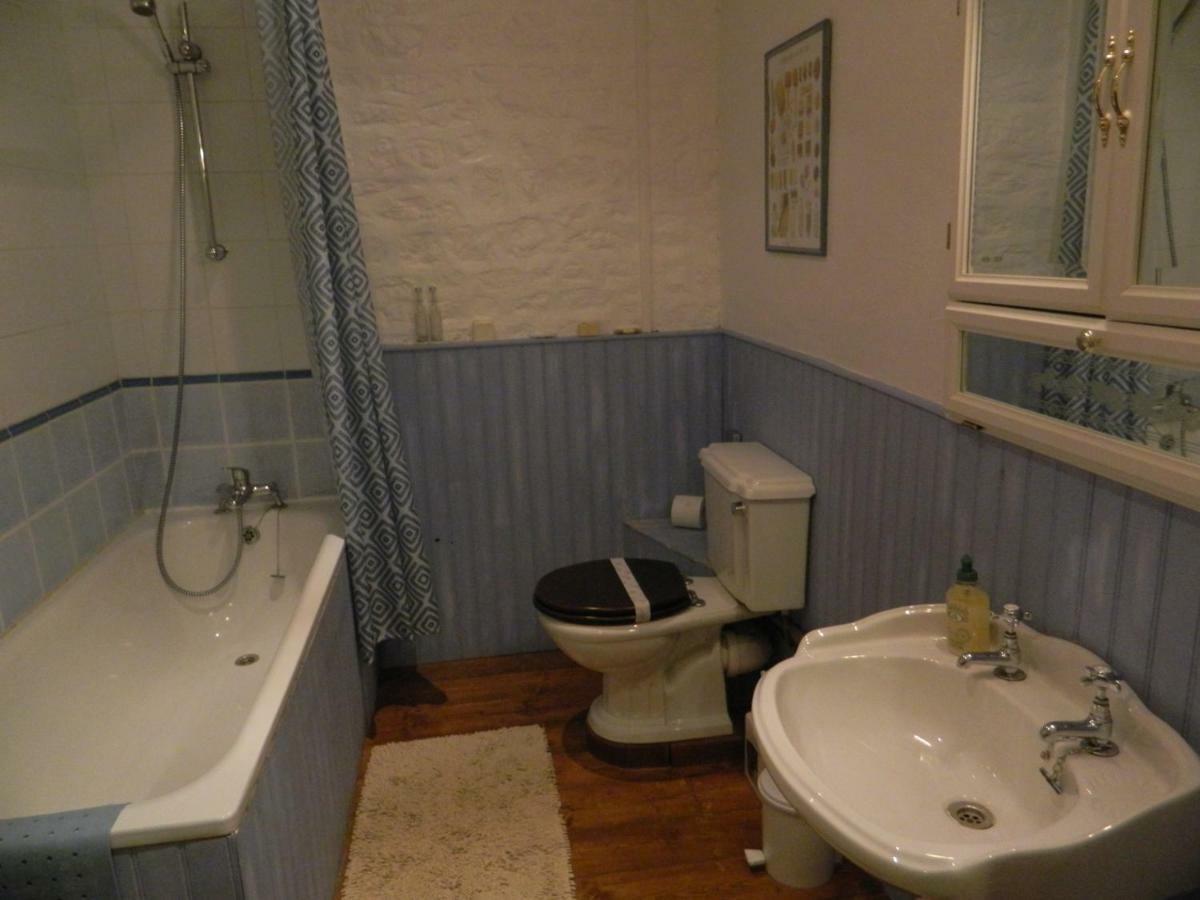 B&B La Seliniere Champ-du-Boult Bagian luar foto